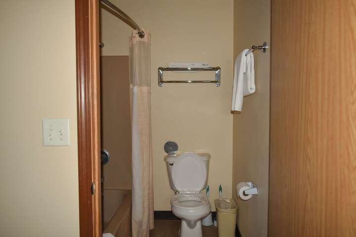 Room 11 of 15