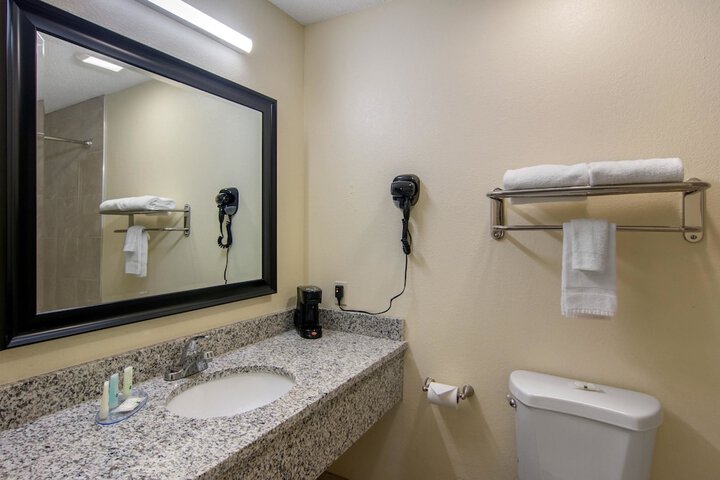 Room 21 of 26