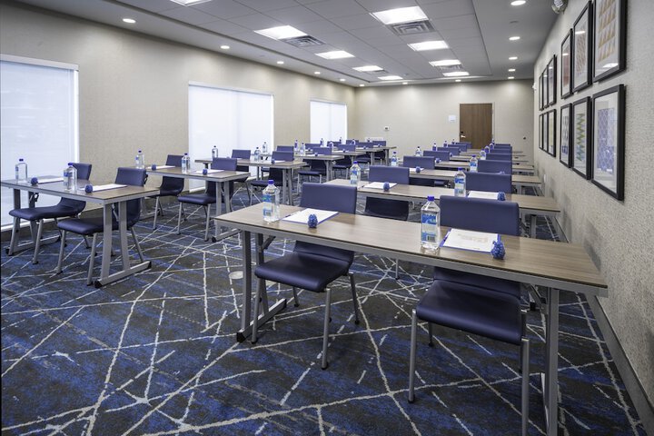 Holiday Inn Express & Suites Rock Hill by IHG