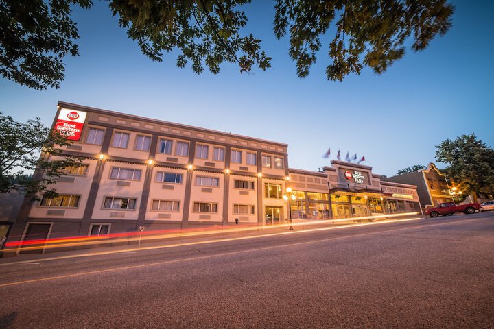Hotel 3 of 88