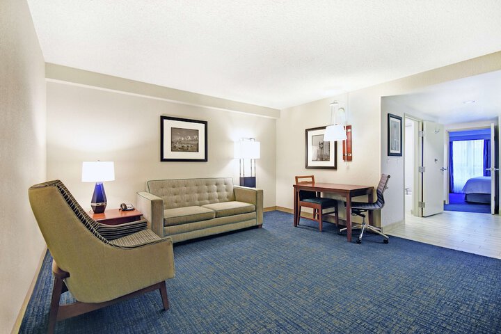 Room 49 of 73