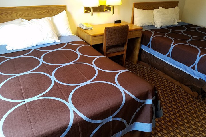 Room 23 of 26