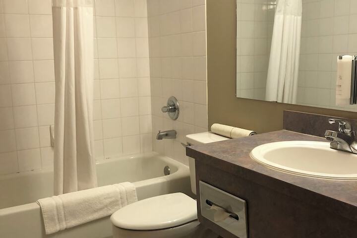 Nomad Hotel and Suites