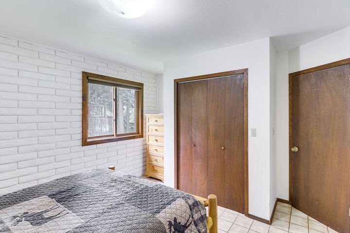 Flathead Lake Views: Scenic & Spacious Retreat!
