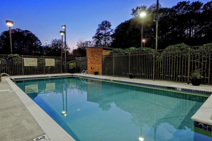 Pool 4 of 72