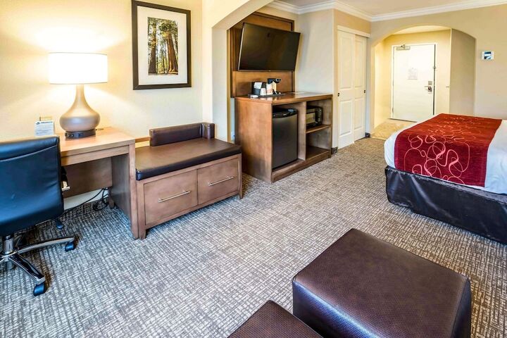 Room 9 of 31