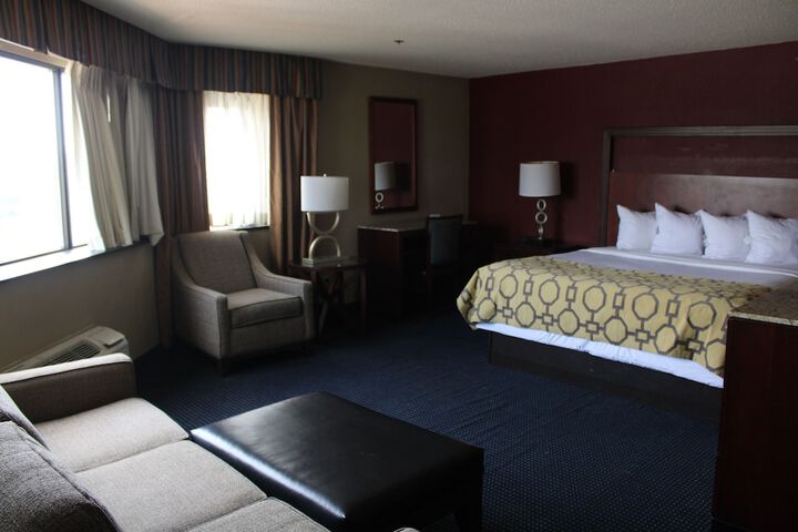 Room 13 of 29