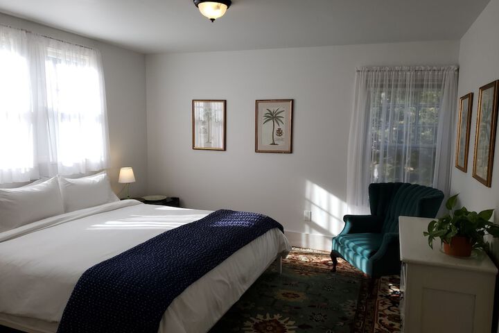 Room 75 of 91