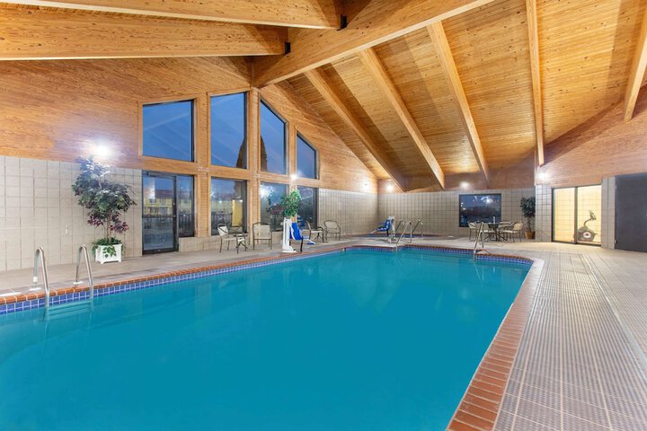 Pool 7 of 48