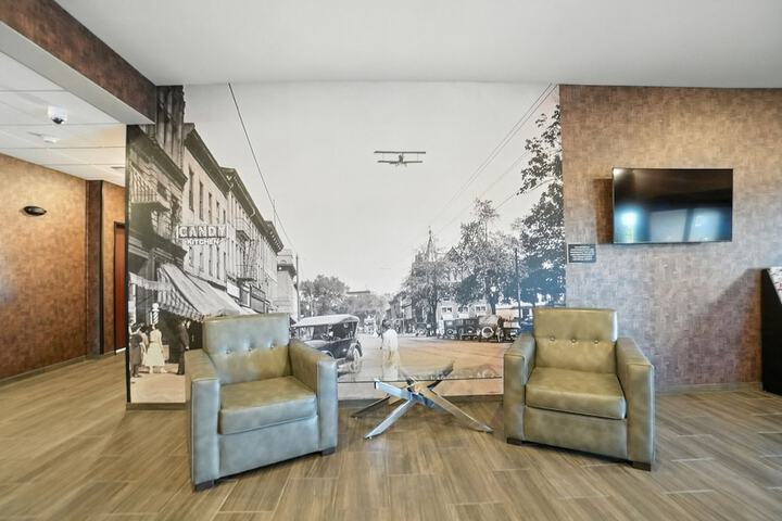 Cobblestone Hotel & Suites-Bellefontaine