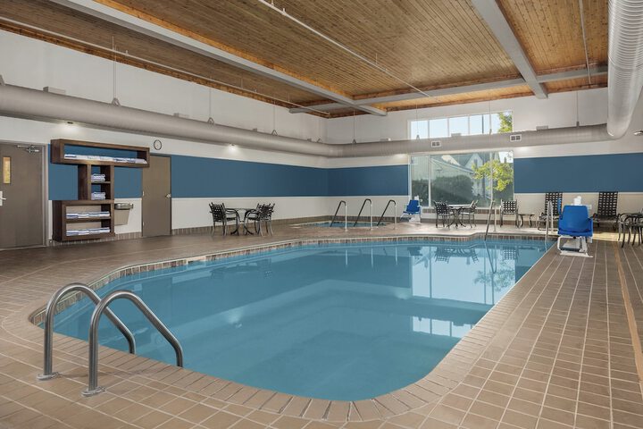 Pool 7 of 38