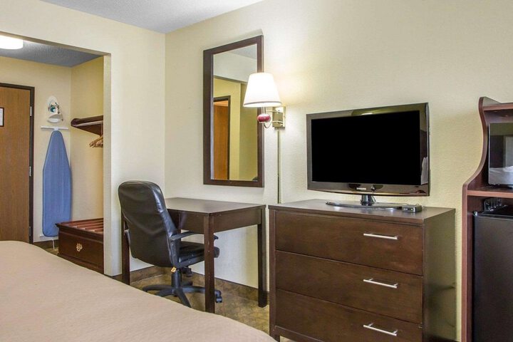 Room 21 of 30