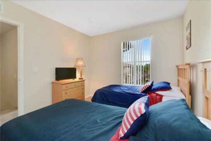 Amazing Townhome! - Regal Palms - 122CD