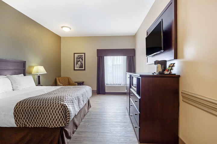 Room 17 of 39