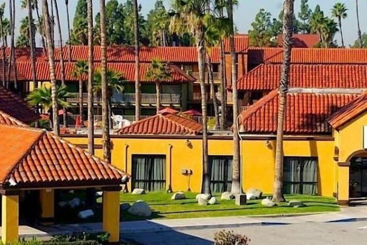 Hotel 2 of 19