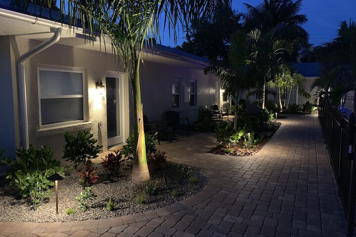 Twin Palms at Siesta