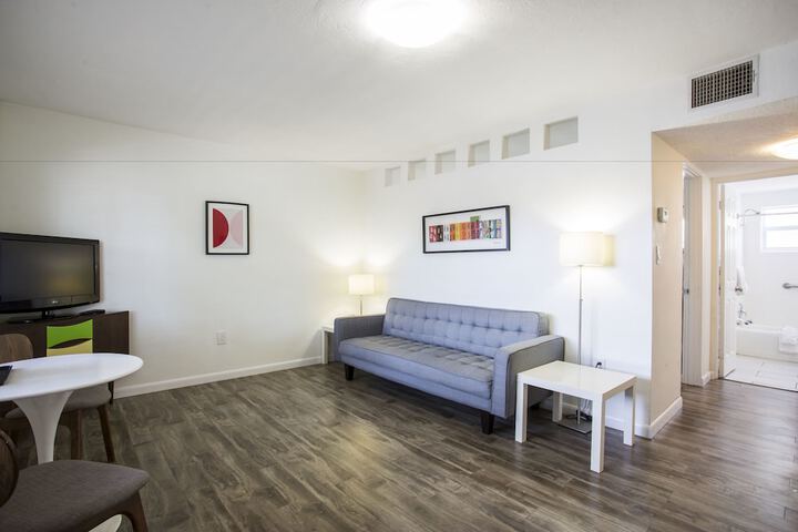 Room 18 of 61
