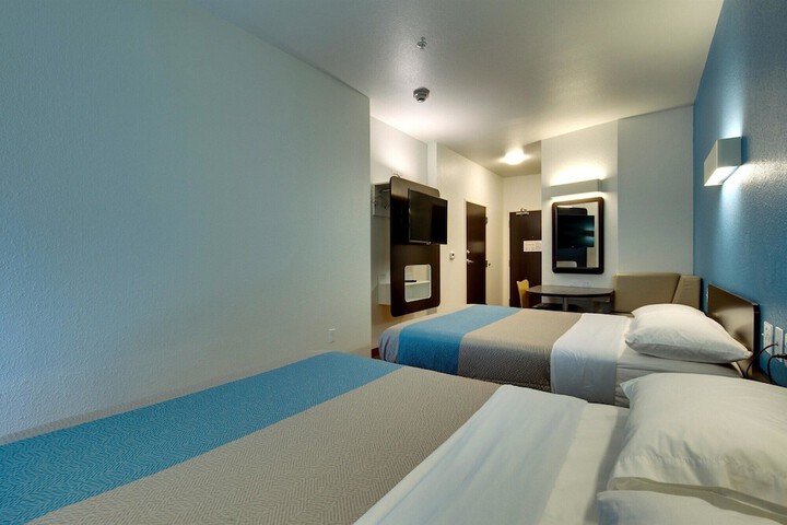 Motel 6 Poplar Bluff MO