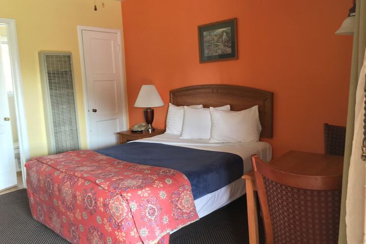 Los Padres Inn