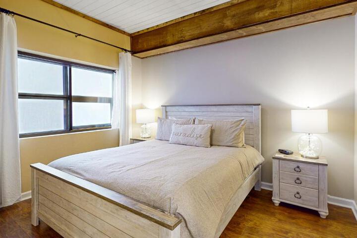 Paradise Peak Retreat