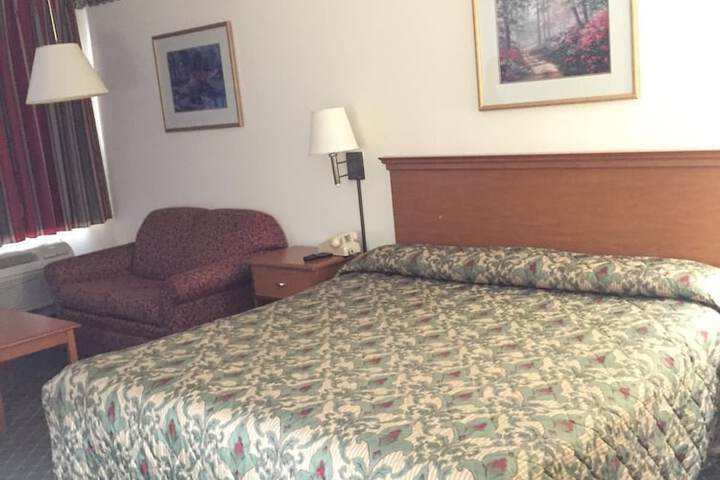 Economy Inn