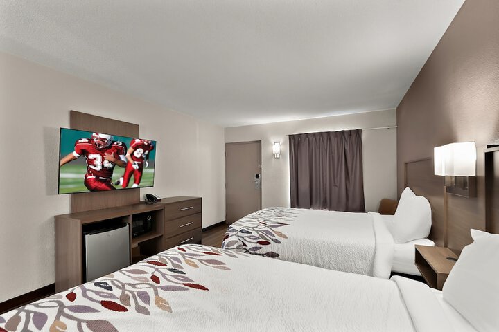 Room 11 of 36