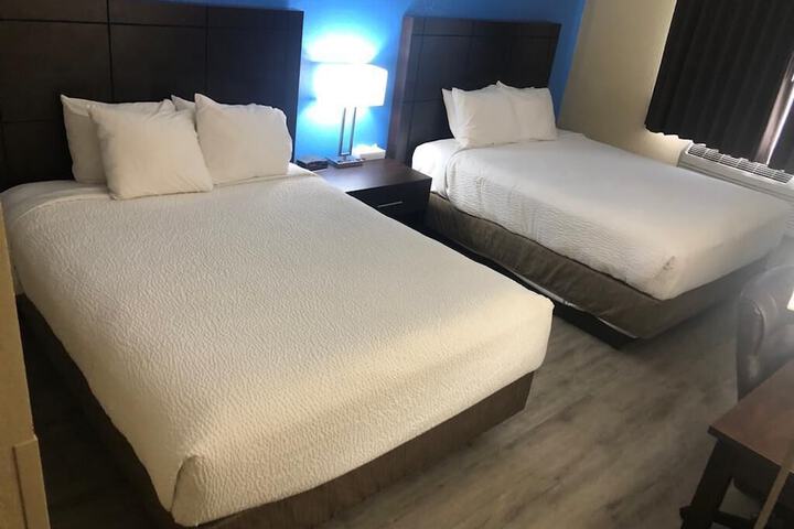 Room 28 of 75