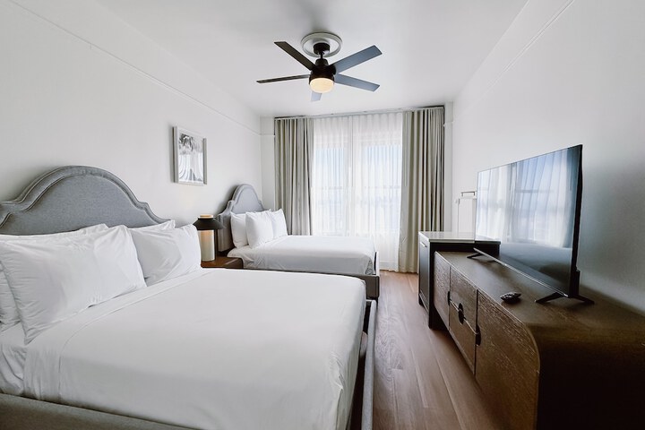 Room 12 of 24
