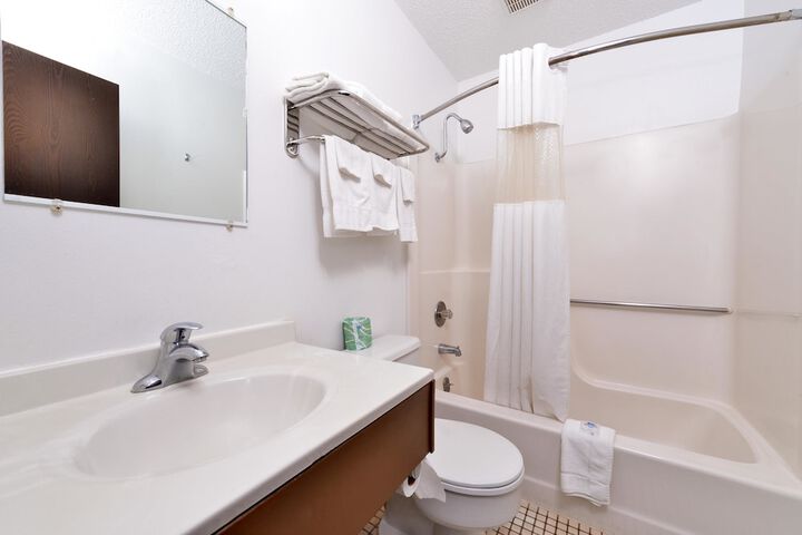 Americas Best Value Inn & Suites Sidney