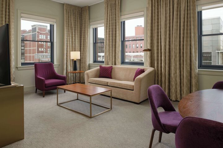 Room 22 of 51