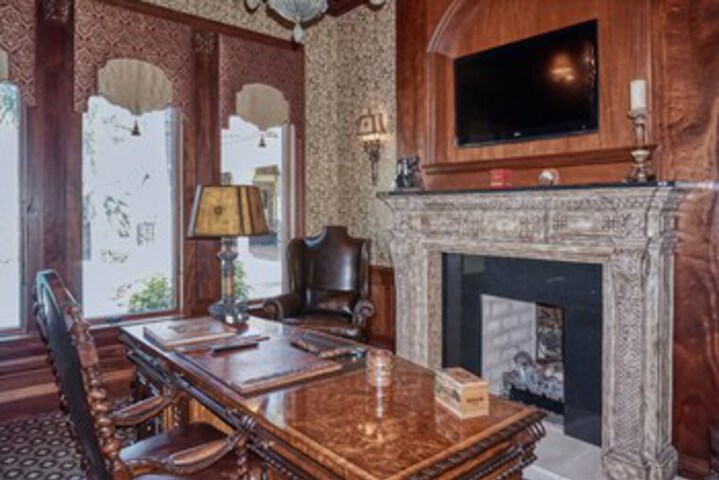 Tierra Verde St. Petersburg Waterfront Estate by Techtravel