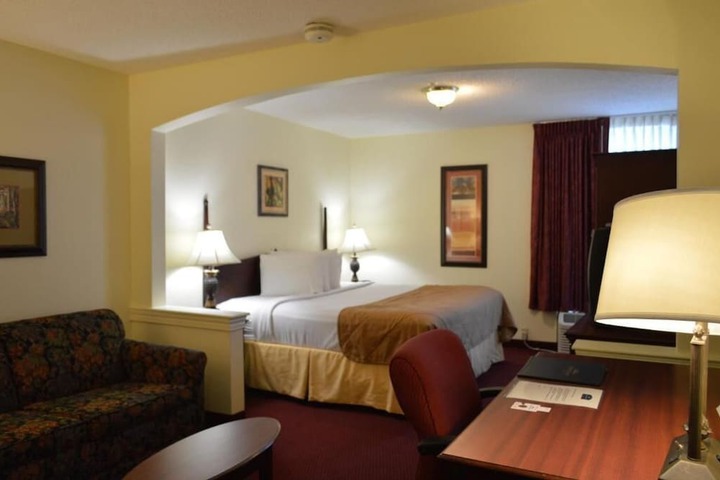 Room 48 of 73