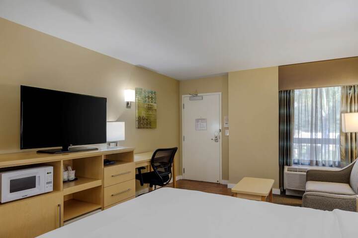 Room 40 of 59