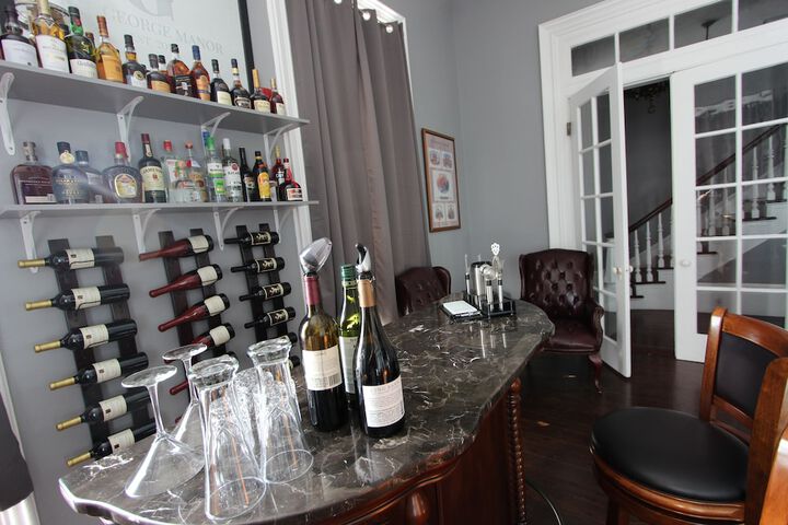 Lounge 153 of 171