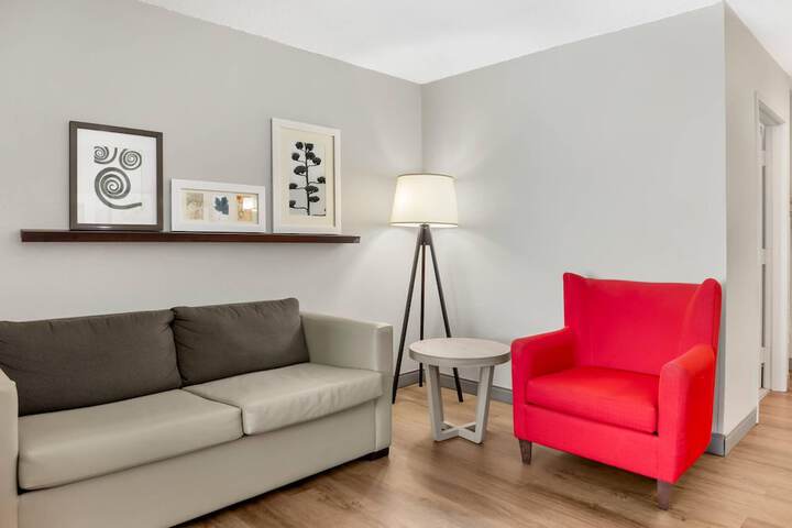 Country Inn & Suites by Radisson Georgetown, KY