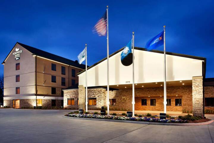Hotel 2 of 44