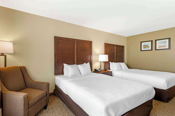 Comfort Inn & Suites Grinnell near I-80