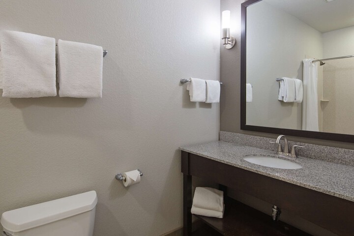 Room 18 of 26
