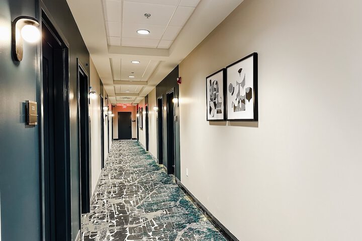 Ballroom/Hall 12 of 15