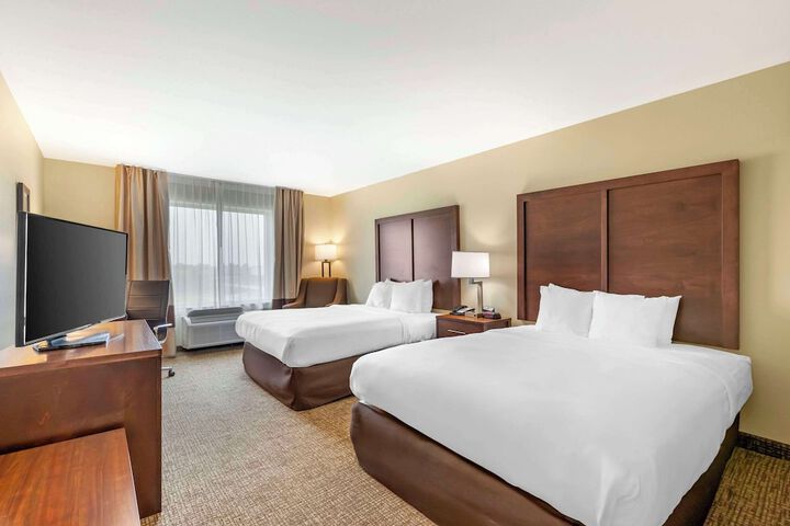 Comfort Inn & Suites Grinnell near I-80
