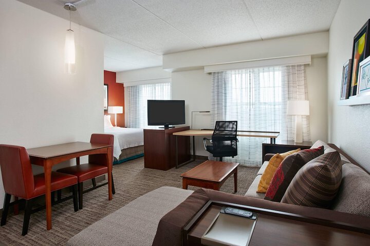 Room 17 of 23