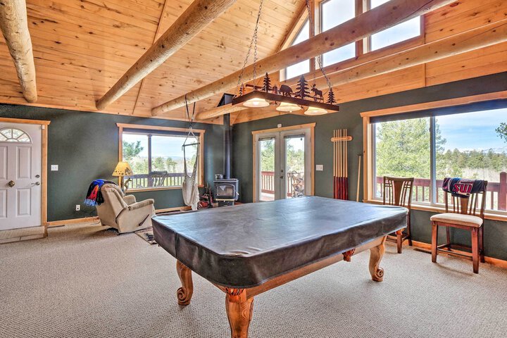 Grand Jefferson Home w / Stunning Mtn Views!