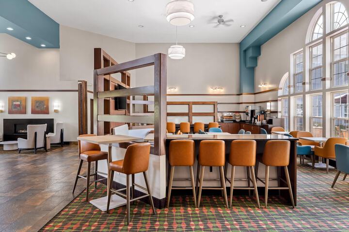 Comfort Inn & Suites and Conference Center