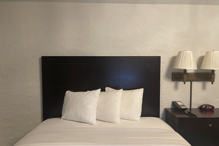 Room 84 of 105