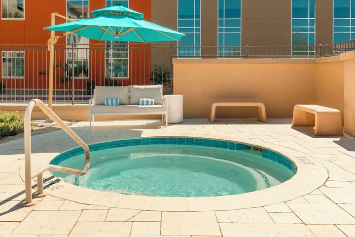 DoubleTree by Hilton Phoenix - Gilbert