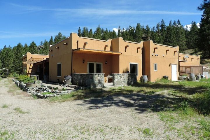 Hotel 11 of 47