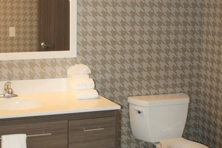 Home2 Suites by Hilton Omaha UN Medical Center Area