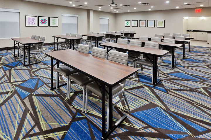 Holiday Inn Express & Suites Rome-East by IHG