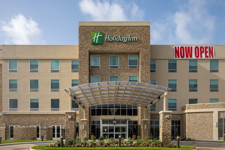 Hotel 2 of 69