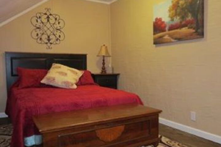 Stoltzfus Bed & Breakfast